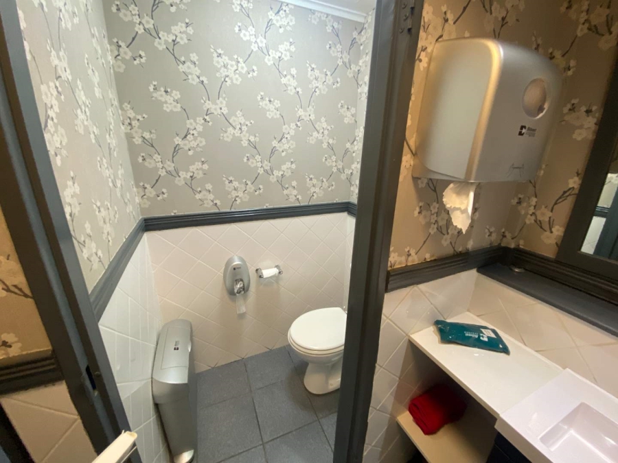 Commercial Property for Sale in Observatory Western Cape